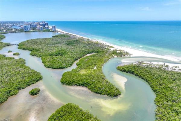 St Simone At Pelican Bay, 5633 Turtle Bay Dr #32, Naples, Florida 34108, image 2