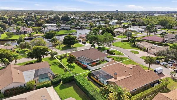 Whiskey Creek Club Estates, 1235 Westfield Dr, Fort Myers, Florida 33919, image 2