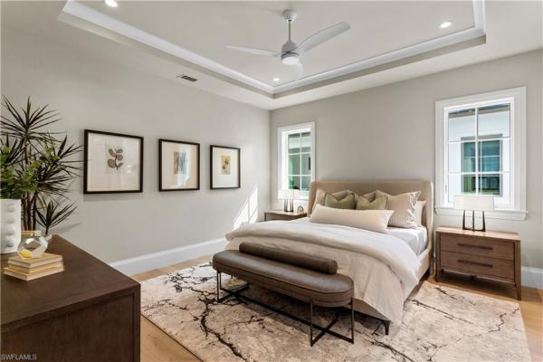 Olde Naples, 835 S 11th Ave, Naples, Florida 34102, image 2