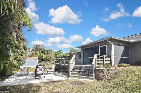 Mirror Lakes, 529 Durion Dr, Lehigh Acres, Florida 33974, image 2