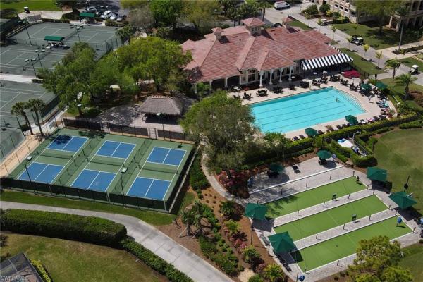 Wedge Wood At The Strand, 5967 Sand Wedge Ln, Naples, Florida 34110, image 2