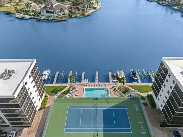 Vanderbilt Bay At Vanderbilt Beach, 10420 Gulf Shore Dr, Naples, Florida 34108, image 2