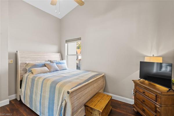 Windsor Place, 541 Windsor Sq, Naples, Florida 34104, image 3