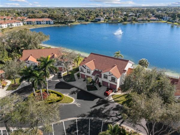 541 Windsor Sq, Naples, Florida 34104, image 1