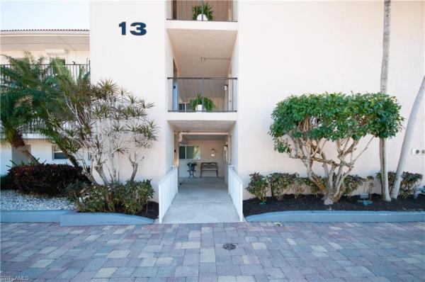 High Point Country Club, 13 N High Point Cir #203, Naples, Florida 34103, image 2