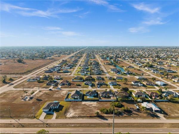 Cape Coral Residential, 1621 23rd Ter, Cape Coral, Florida 33993, image 1