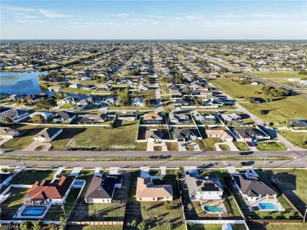 Cape Coral, 643 E Tropicana Pkwy, Cape Coral, Florida 33909, image 2