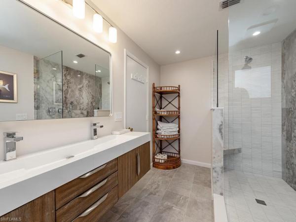The Moorings, 715 Starboard Dr, Naples, Florida 34103, image 2