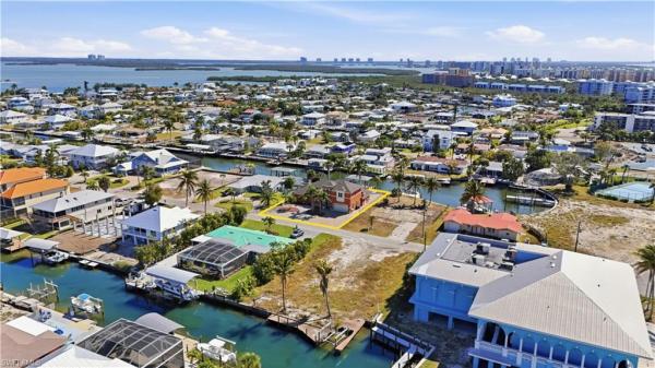 Sandpiper Village, 132 Egret St, Fort Myers Beach, Florida 33931, image 1