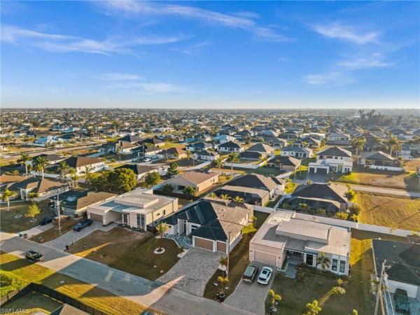 Cape Coral, 109 37th Pl, Cape Coral, Florida 33991, image 1