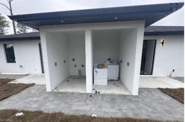 321/323 Urbana St, Lehigh Acres, Florida 33972, image 1