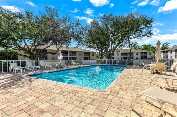 Canterbury Village, 1358 Derbyshire Ct #202, Naples, Florida 34116, image 2