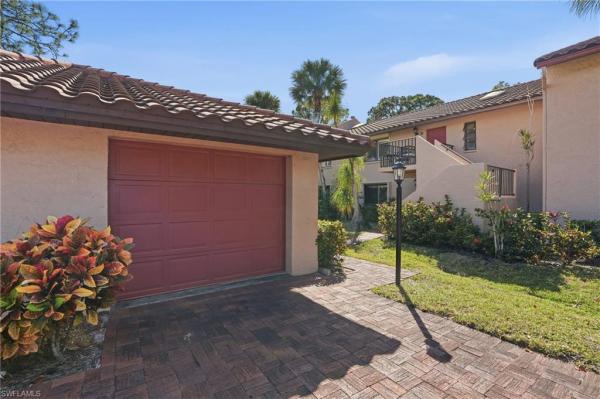Coach House, 3231 Horse Carriage Way #10, Naples, Florida 34105, image 2