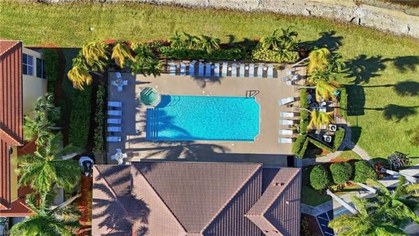 4117 Bellasol Cir #124, Fort Myers, Florida 33916, image 1