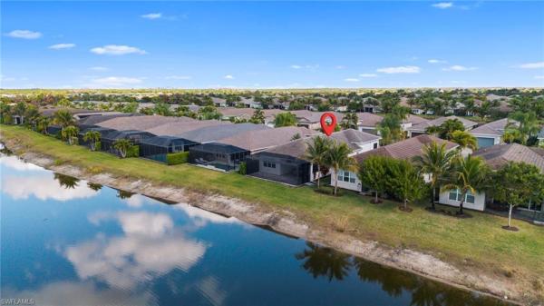 Valencia Bonita, 28462 Montecristo Loop, Bonita Springs, Florida 34135, image 2