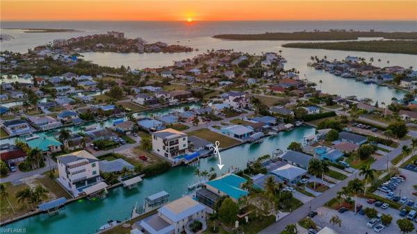 Isles Of Capri, 132 Hilo St, Naples, Florida 34113, image 1