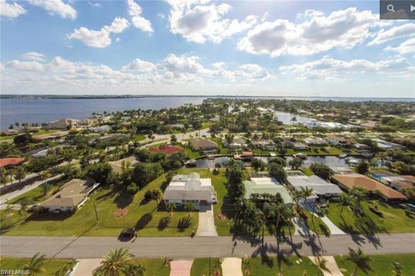 Cape Coral, 1438 Windsor Ct, Cape Coral, Florida 33904, image 3