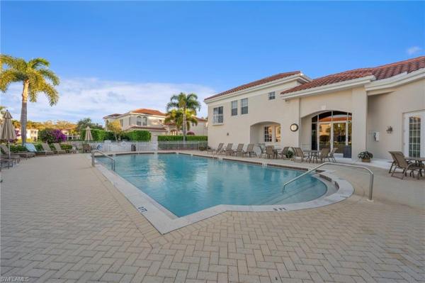 200 L Ambiance Cir #2, Naples, Florida 34108, image 1
