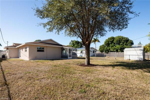 Naples Park, 741 N 105th Ave, Naples, Florida 34108, image 2