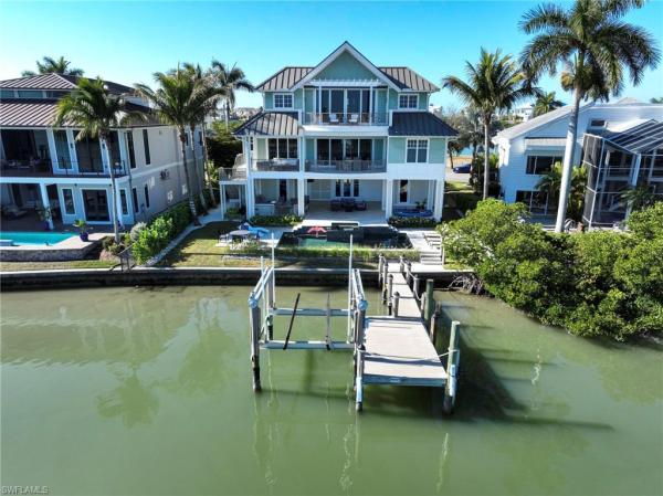 Carolands, 26744 Mclaughlin Blvd, Bonita Springs, Florida 34134, image 2