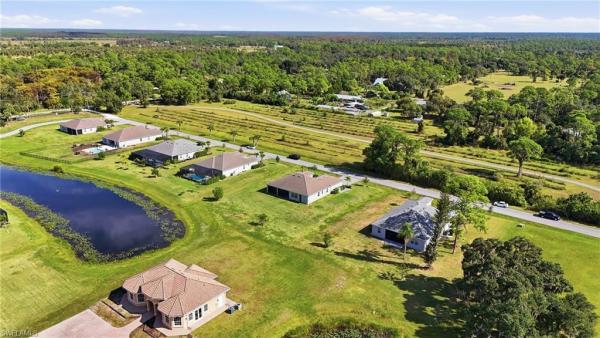 Serengeti, 17040 Serengeti Cir, Alva, Florida 33920, image 1