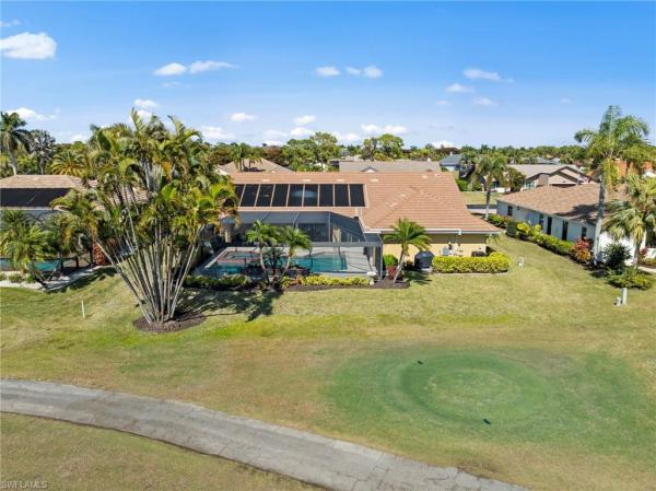 Spanish Wells Golf & Country Club, 9929 Ortega Ln, Bonita Springs, Florida 34135, image 2