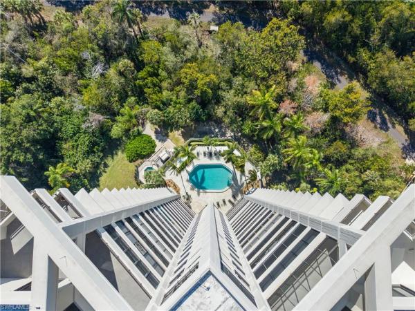 The Heron At Pelican Bay, 5555 Heron Point Dr, Naples, Florida 34108, image 1