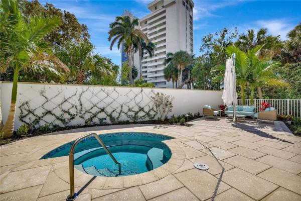 St Marissa At Pelican Bay, 6573 Marissa Loop, Naples, Florida 34108, image 2