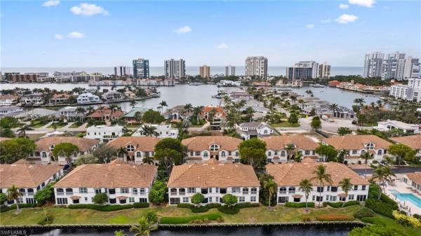 The Colonade At Park Shore, 261 Colonade Cir #2701, Naples, Florida 34103, image 2