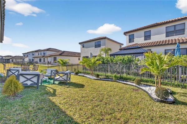 5585 Cobalto Way, Naples, Florida 34142, image 2