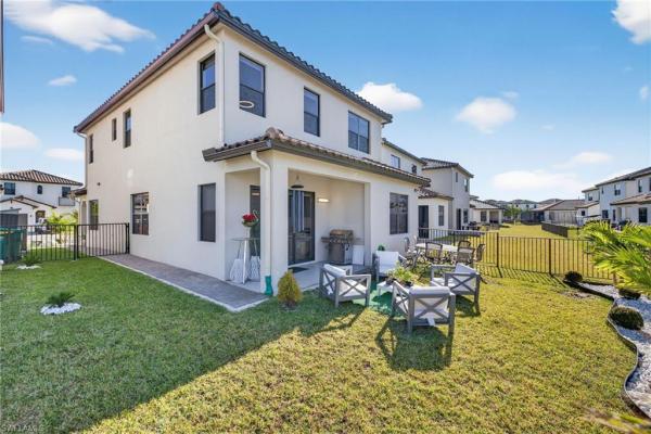 5585 Cobalto Way, Naples, Florida 34142, image 1