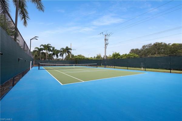 Moon Lake, 1250 Jardin Dr, Naples, Florida 34104, image 3