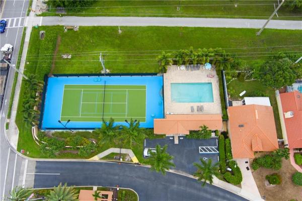 Moon Lake, 1250 Jardin Dr, Naples, Florida 34104, image 2