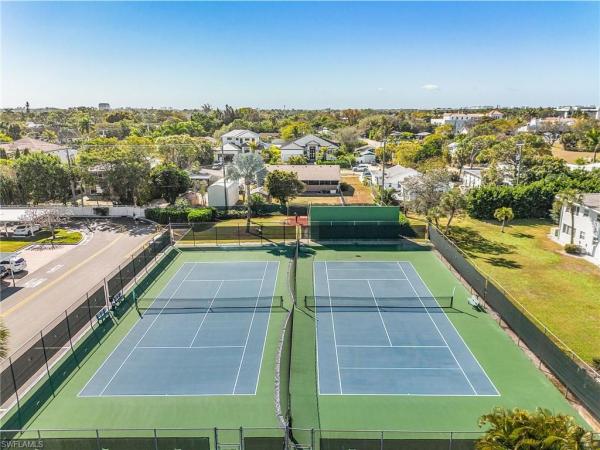 High Point Country Club, 53 W High Point Cir #310, Naples, Florida 34103, image 2