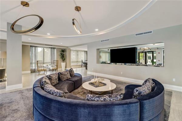 Naples Square, 1135 S 3rd Ave #403, Naples, Florida 34102, image 3