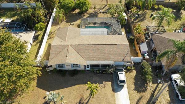 Cape Coral Residential, 707 NE 16th Pl, Cape Coral, Florida 33909, image 2