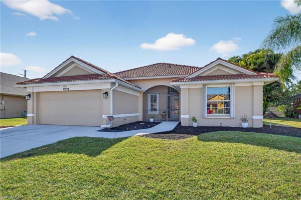 Forest Ridge Shores At Fountain Lakes, 22830 Snaptail Ct, Estero, Florida 33928, image 1
