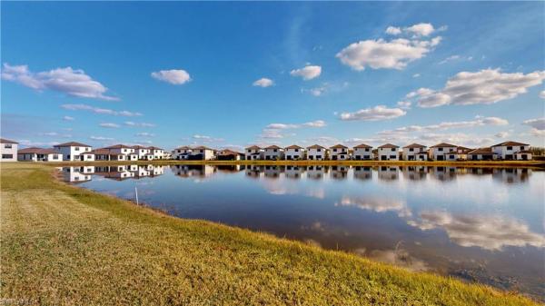 5692 Cassidy Ln, Naples, Florida 34142, image 1