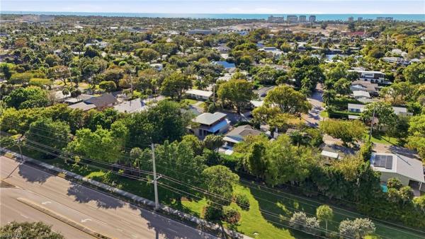 Lake Park, 1070 N 13th St, Naples, Florida 34102, image 1