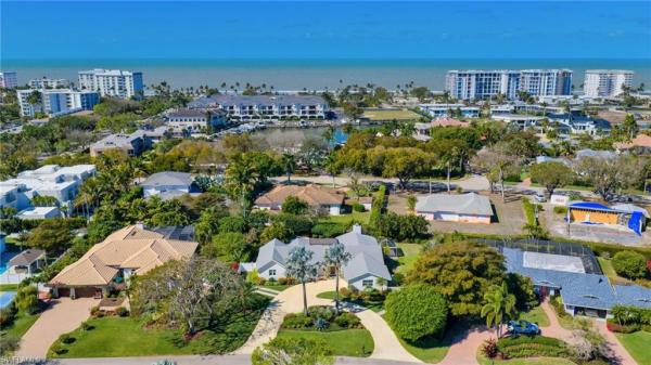 Coquina Sands, 1471 Murex Dr, Naples, Florida 34102, image 2