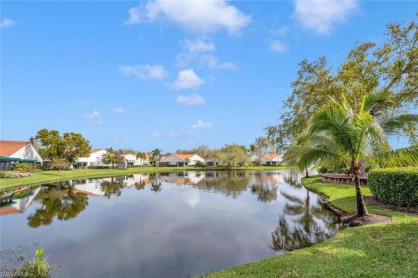 Beachwalk Gardens, 613 Beachwalk Cir #J-102, Naples, Florida 34108, image 2