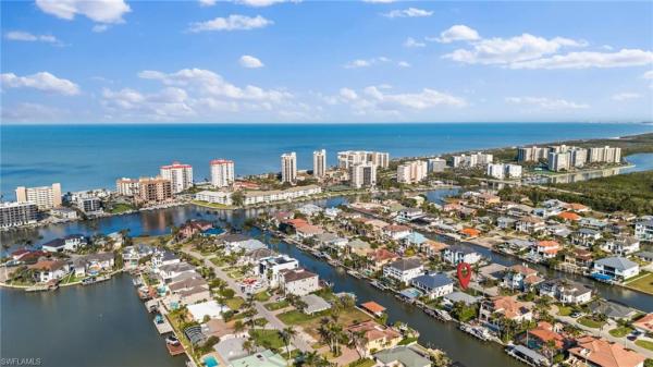 Conners At Vanderbilt Beach, 266 Egret Ave, Naples, Florida 34108, image 1