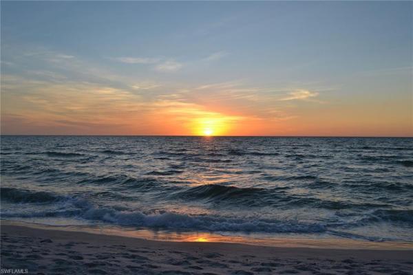 Park Shore, 517 Turtle Hatch Ln, Naples, Florida 34103, image 1