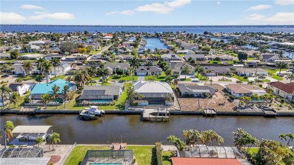 Cape Coral Residential, 3510 SE 19th Ave, Cape Coral, Florida 33904, image 3