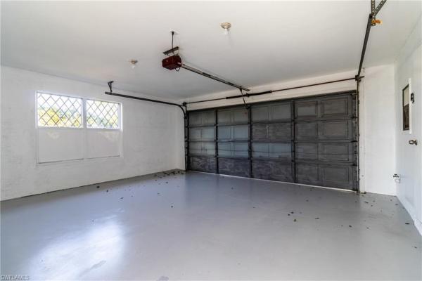 Cape Coral, 2523 24th Pl, Cape Coral, Florida 33904, image 1