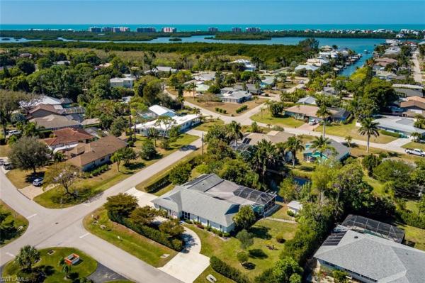 661 E Valley Dr, Naples, Florida 34134, image 1