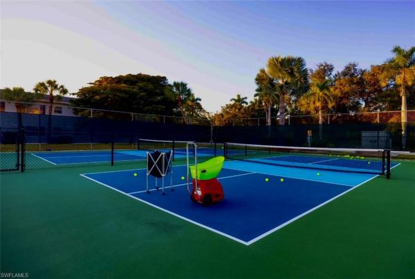 High Point Country Club, 57 W High Point Cir #104, Naples, Florida 34103, image 2