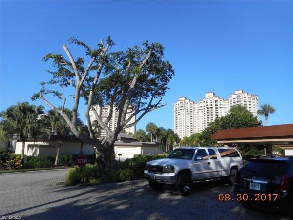 6770 Pelican Bay Blvd, Naples, Florida 34108, image 1