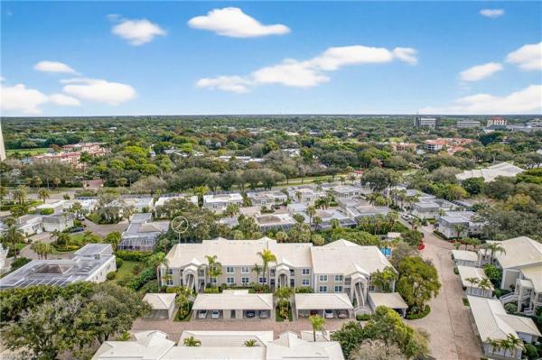 Chanteclair Maisonettes At Pelican Bay, 5899 Chanteclair Dr #211, Naples, Florida 34108, image 2