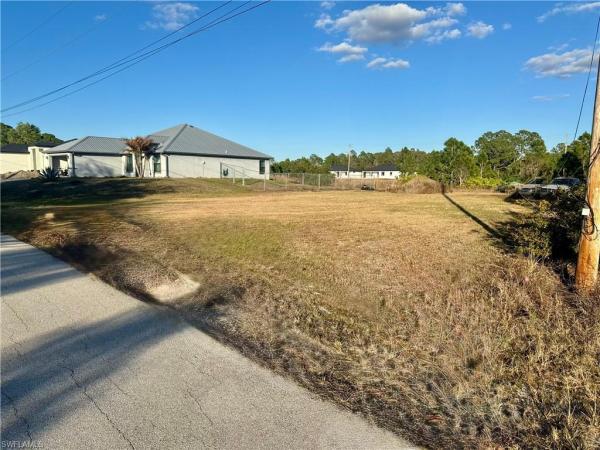 Lehigh Acres Residential, 717 S Fleming Ave, Lehigh Acres, Florida 33974, image 2
